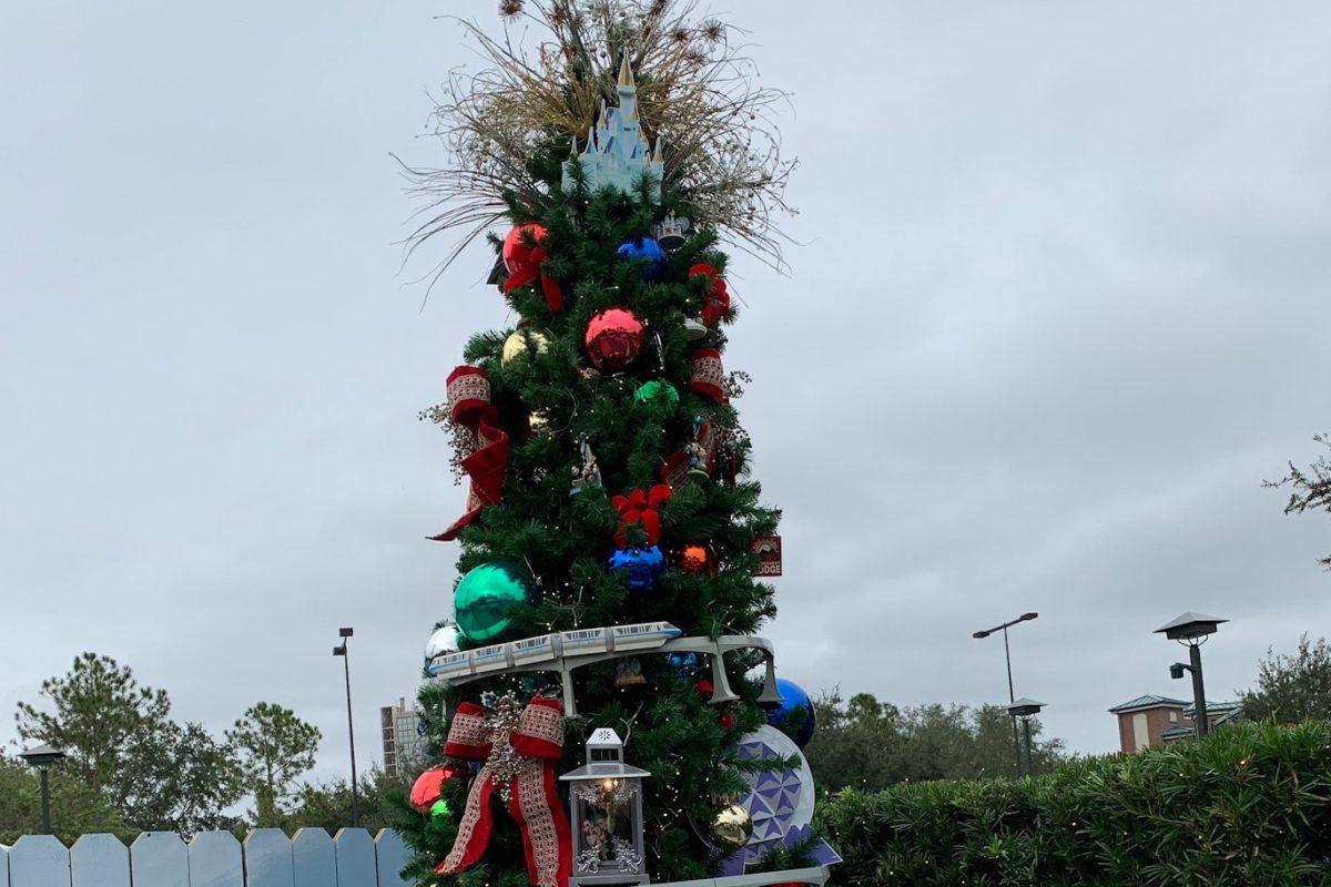 Disney Springs – Christmas Tree Trail