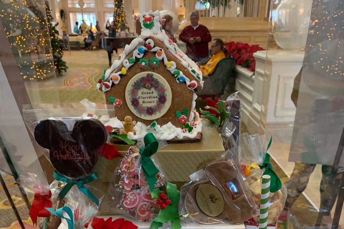Grand Floridian Gingerbread House Snacks